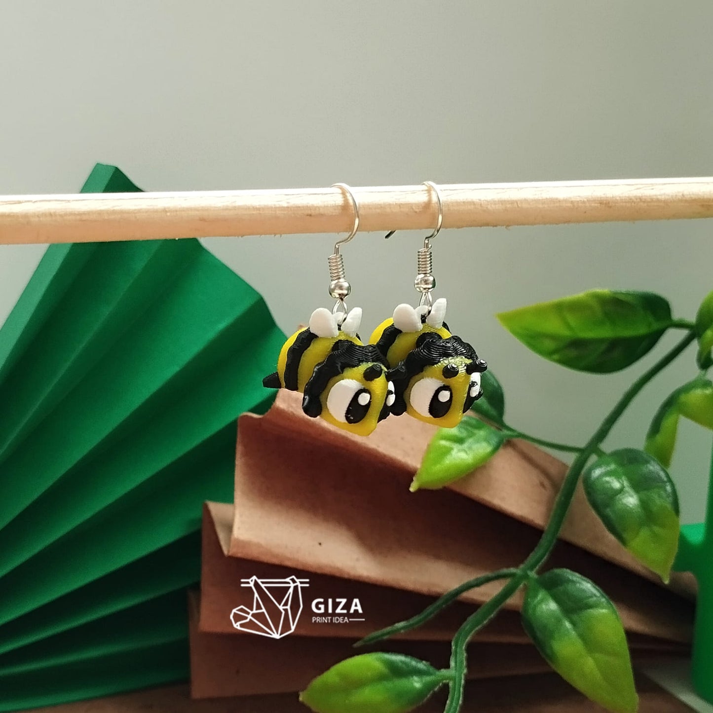 🐝 Aretes de Abeja Impresos en 3D – Dulzura y Vitalidad Natural